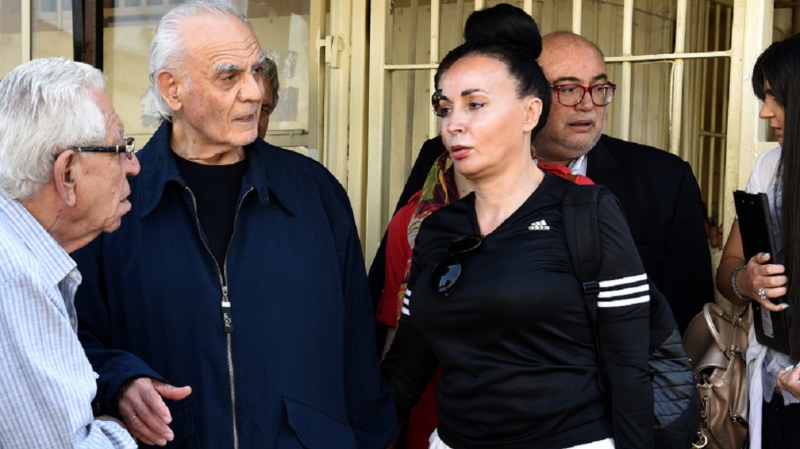 «Κεραυνοβολήθηκε ο Τσοχατζόπουλος μόλις έμαθε για το διαζύγιο», λέει ο δικηγόρος του