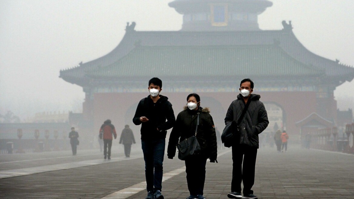 Σε «πορτοκαλί» συναγερμό το Πεκίνο λόγω ρύπανσης της ατμόσφαιρας