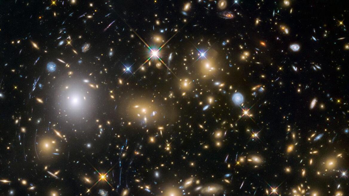 Ανακαλύφθηκε ο δεύτερος πιο μακρινός γαλαξίας στο σύμπαν