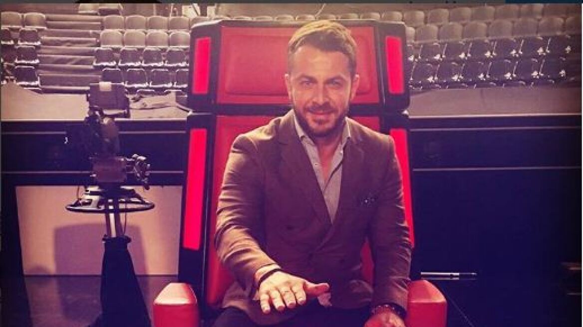 Ο Γιώργος Αγγελόπουλος στην καρέκλα του «Voice» 