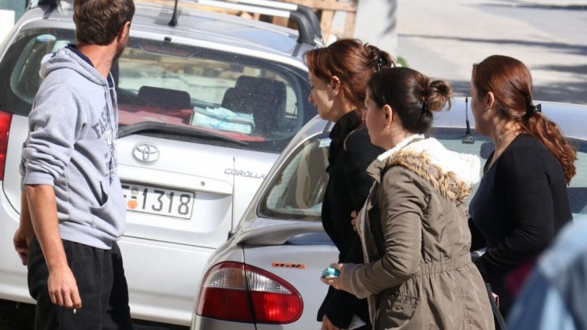 Κρήτη: Η 26χρονη που δολοφόνησε τον γείτονά της είχε αφεθεί ελεύθερη λίγες ώρες πριν