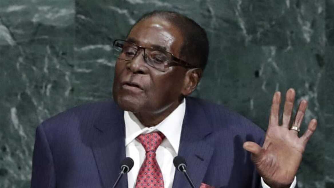Επιβεβαιώνει ο πρόεδρος της Νοτίου Αφρικής: Σε κατ' οίκον περιορισμό ο Μουγκάμπε
