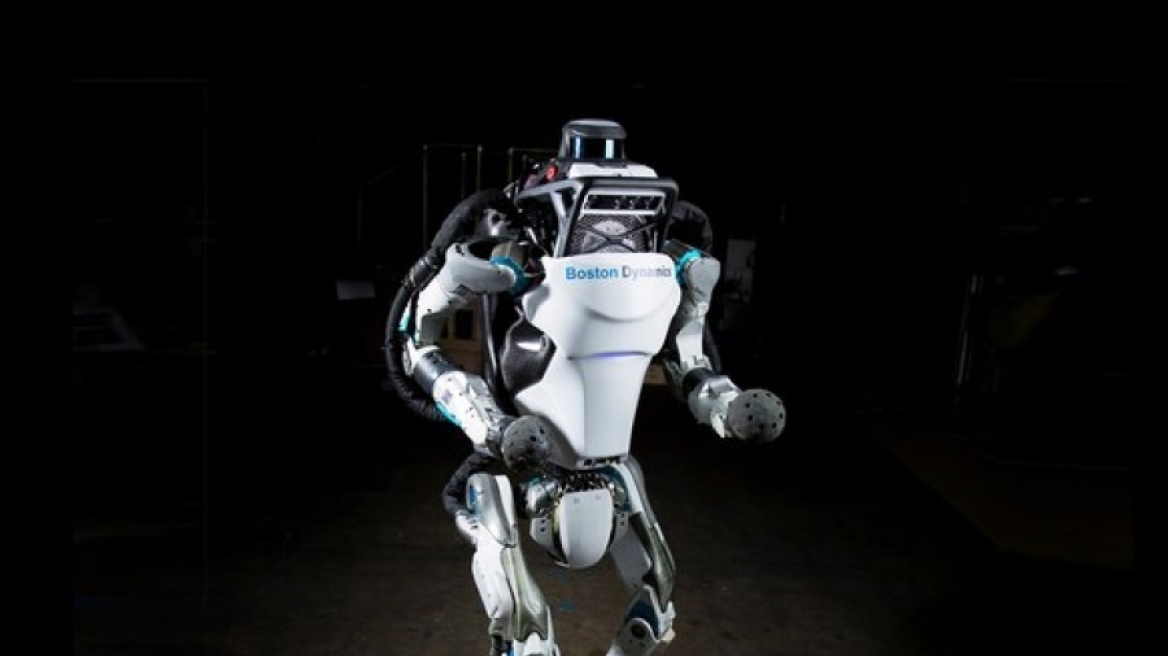 Atlas: Το ρομπότ που μπορεί και κάνει... ανάποδη τούμπα