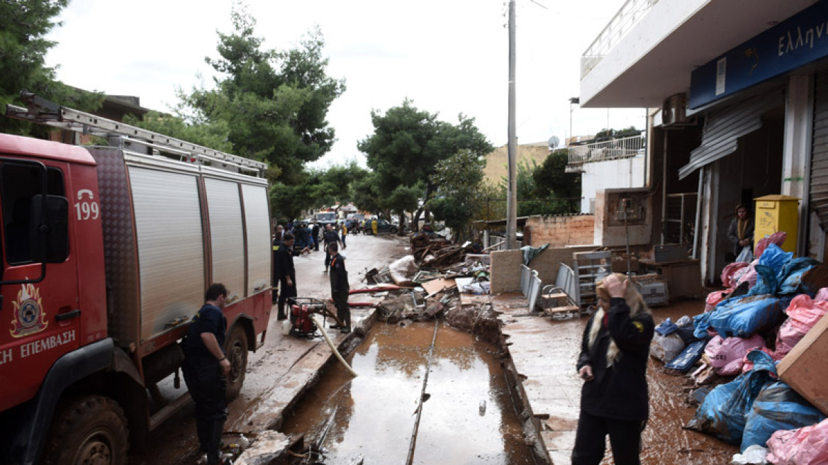 Μάνδρα, τέσσερις μέρες μετά τις πλημμύρες: 19 νεκροί, τρεις αγνοούμενοι, νοικοκυριά χωρίς ρεύμα και νερό