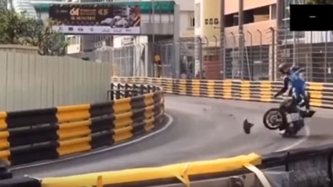 Shocking! Video of rider killed in motor race! (caution: distressing footage)