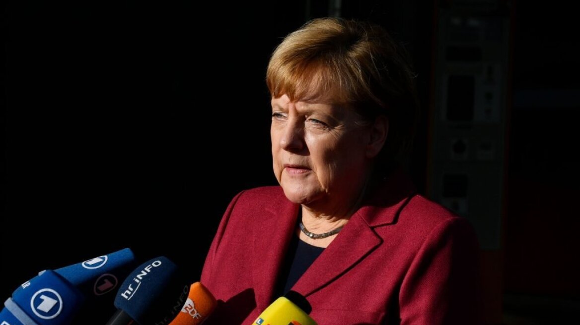 Μέρκελ: Ημέρα βαθιάς περισυλλογής για το πώς θα προχωρήσει η Γερμανία