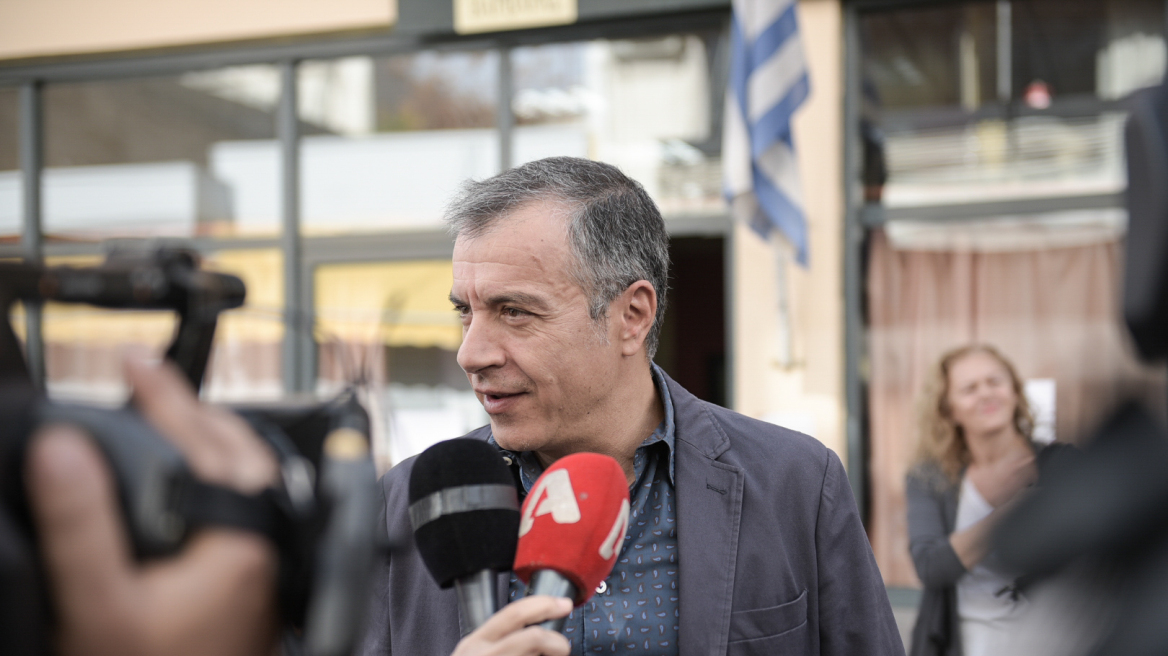Θεοδωράκης: Η πατρίδα έχει ανάγκη από γενναίες συμμαχίες, τολμηρές προτάσεις και δίκαιες πολιτικές