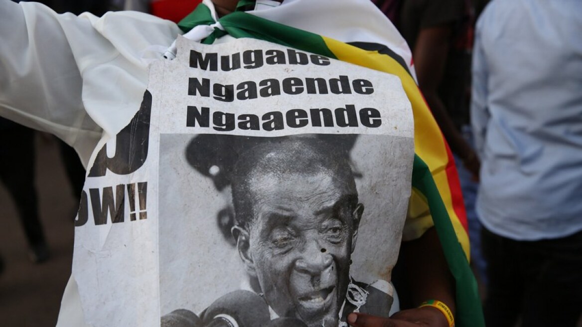 Ζιμπάμπουε: Ο αντιπρόεδρος Μνανγκάγκουα ορκίζεται πρόεδρος εντός 48 ωρών