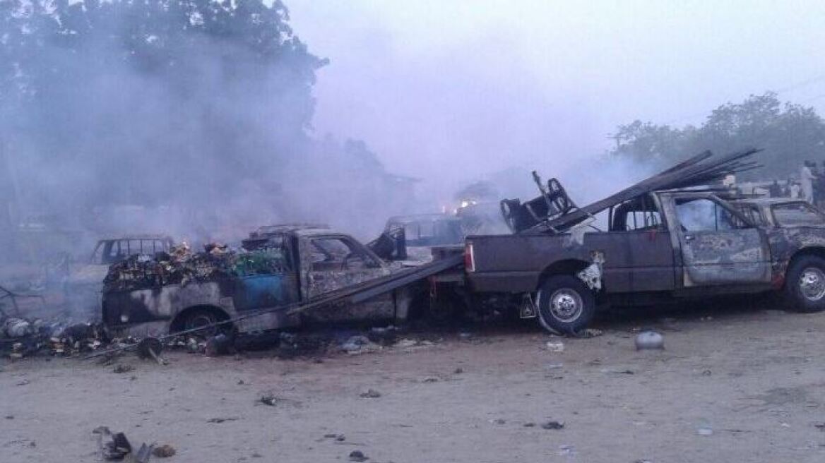 Νιγηρία: 50 νεκροί από επίθεση 17χρονου βομβιστή αυτοκτονίας σε τζαμί