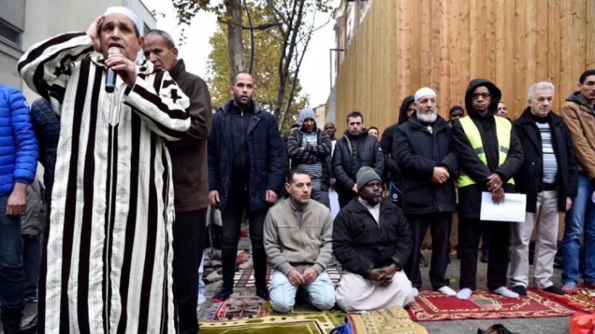 Why France is banning Muslim prayer on the country’s streets