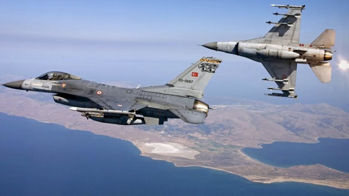 Eight violations of Greek airspace by 4 Turkish jets