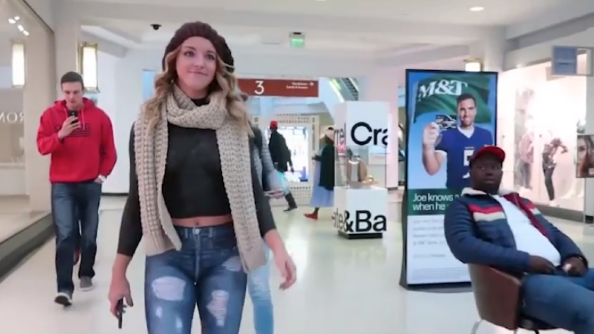 Βίντεο: Μοντέλο περπάτησε «γυμνό», με βαμμένα ρούχα, σε εμπορικό κέντρο