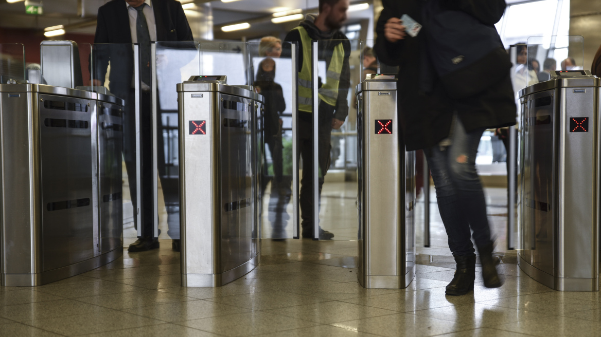 Επικίνδυνοι οι θόρυβοι στα ΜΜΜ - Μπορεί να προκαλέσουν ακόμη και απώλεια ακοής 