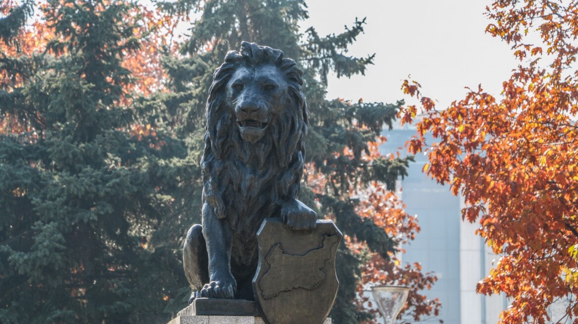Μίνι κρίση Ελλάδας-Βουλγαρίας: Ένα λιοντάρι στη Σόφια ξυπνάει μνήμες «Μεγάλης Βουλγαρίας»