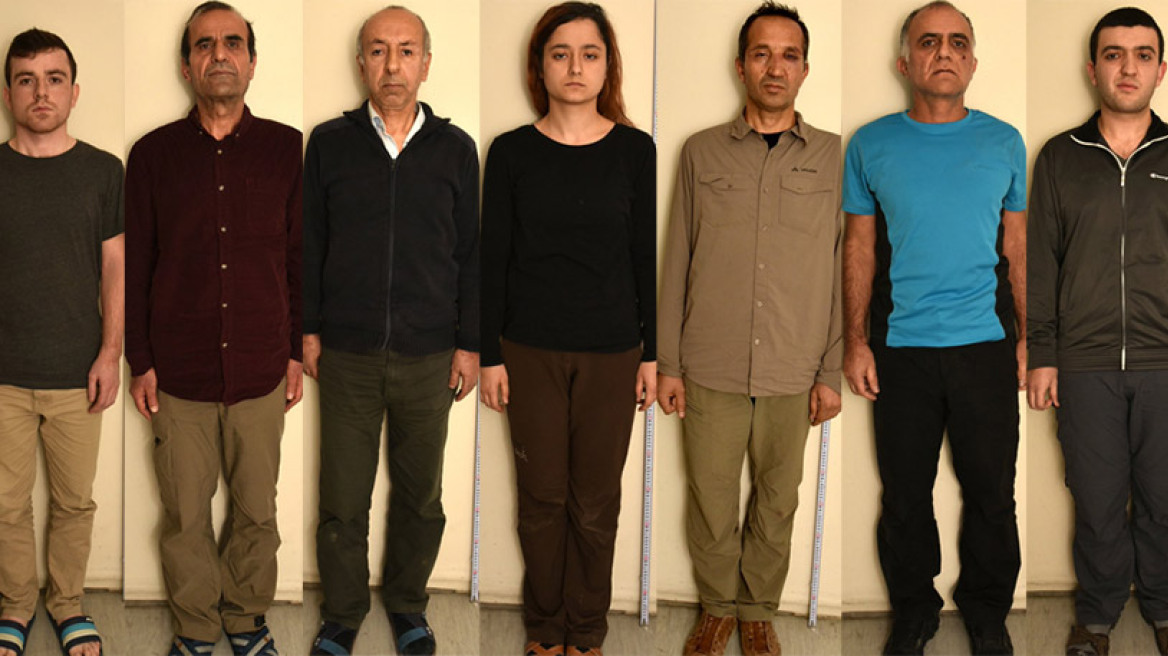 Αυτοί είναι οι εννέα Τούρκοι που συνελήφθησαν στο Νέο Κόσμο
