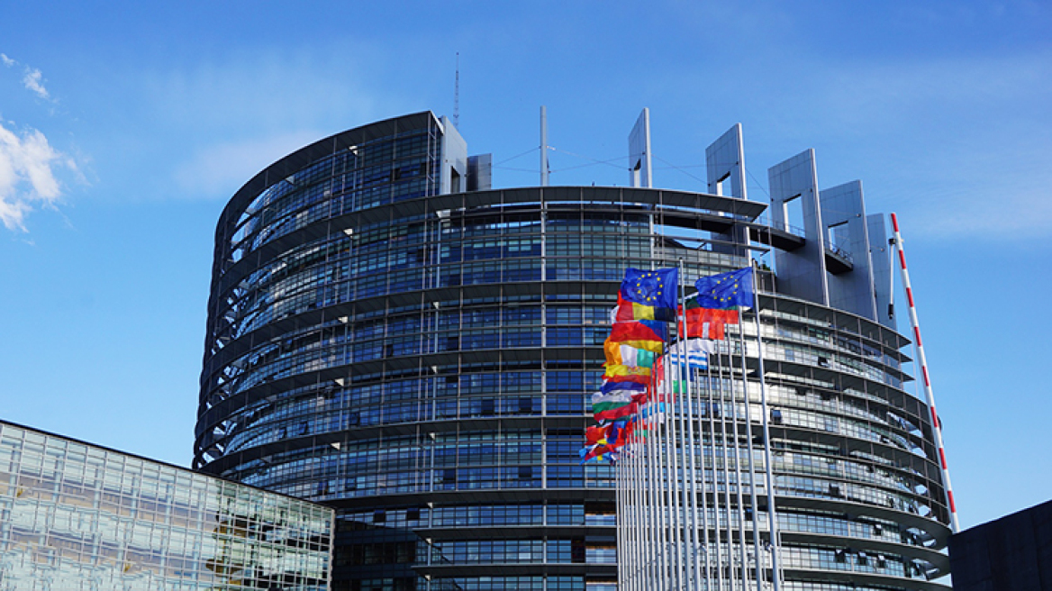 Ανώτερη πηγή της Ευρωζώνης: «Απροσδόκητα ομαλή η τρίτη αξιολόγηση»