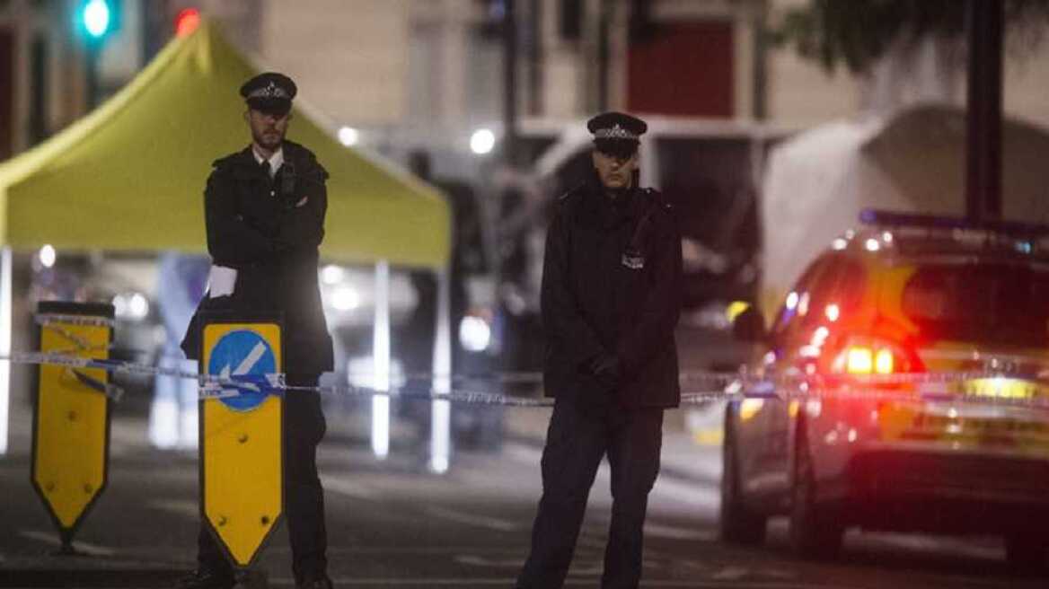 Λονδίνο: Αυτοκίνητο έπεσε πάνω σε πεζούς, πέντε τραυματίες
