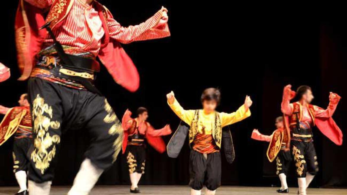 Έντεκα Τούρκοι χορευτές ζήτησαν άσυλο έπειτα από φεστιβάλ στη Βουδαπέστη