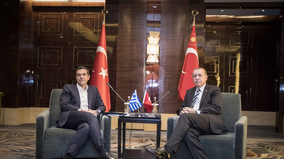 Επίσκεψη Ερντογάν: «Αγκάθι» η επίσκεψη στη Θράκη και οι Τούρκοι που κατέφυγαν στην Ελλάδα μετά το πραξικόπημα 