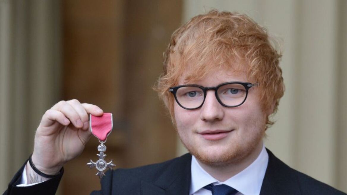 Στο Τάγμα των Ιπποτών ο Ed Sheeran - Τιμήθηκε από τον πρίγκιπα Κάρολο