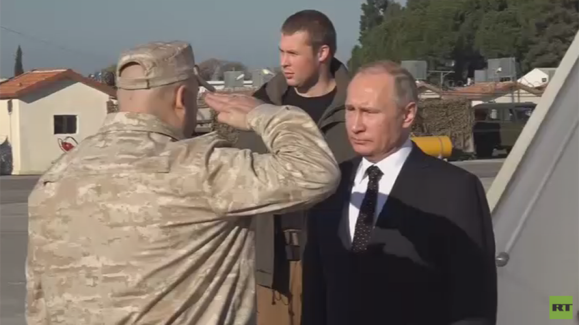 Στη Συρία ο Πούτιν: Ανακοίνωσε την απόσυρση των ρωσικών στρατευμάτων