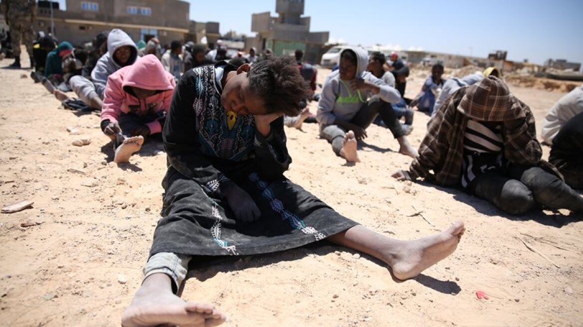 ΟΗΕ: Έκκληση για μετεγκατάσταση 1.300 μεταναστών που έχουν εγκλωβιστεί στη Λιβύη