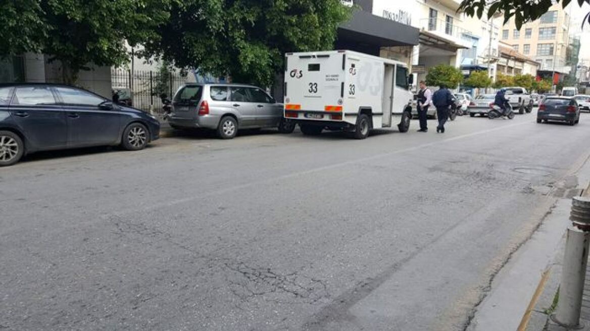 Απίστευτο περιστατικό στην Πάτρα: Εξερράγη βαλίτσα μεταφοράς χρημάτων - Τραυματίστηκαν security