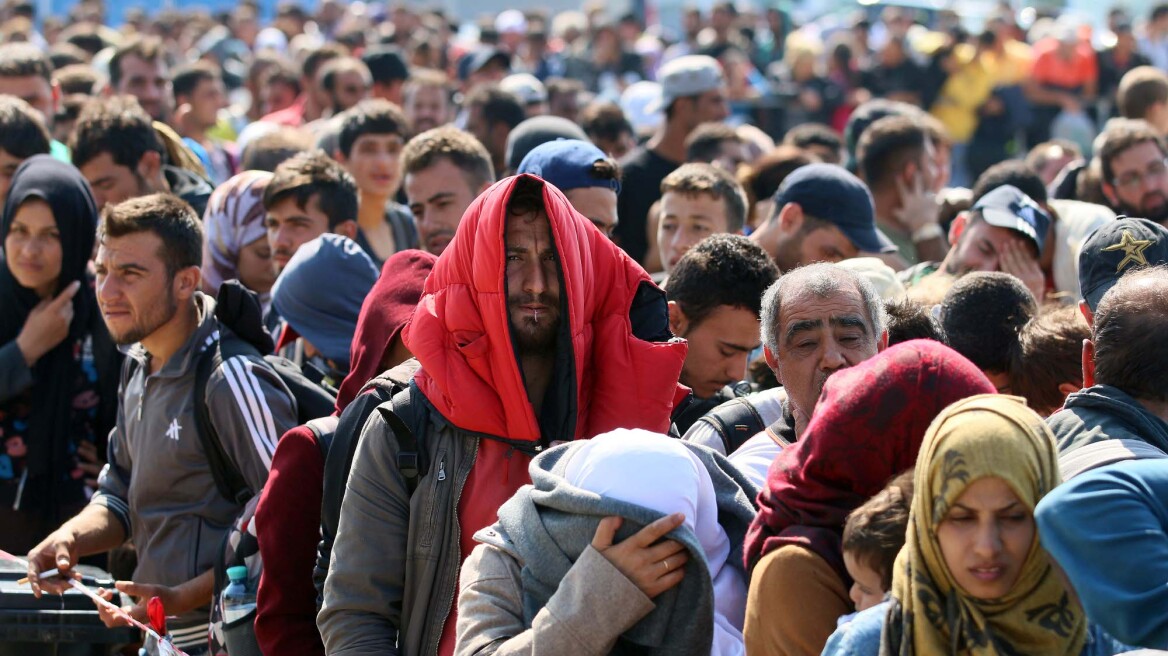 Tageszeitung: Γερμανική αδιαφορία για την Ελλάδα στο προσφυγικό