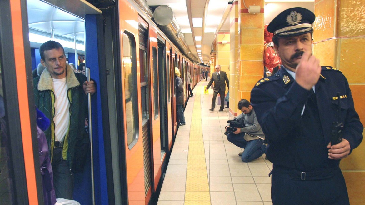 Αλλάζει σχέδιο η ΕΛΑΣ: Αστυνομικοί αναλαμβάνουν τη φρούρηση Μετρό και Ηλεκτρικού