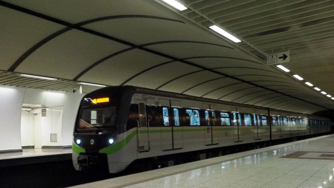 Ταλαιπωρία για τους επιβάτες του Μετρό: Εκτός λειτουργίας για πάνω από μια ώρα έξι σταθμοί