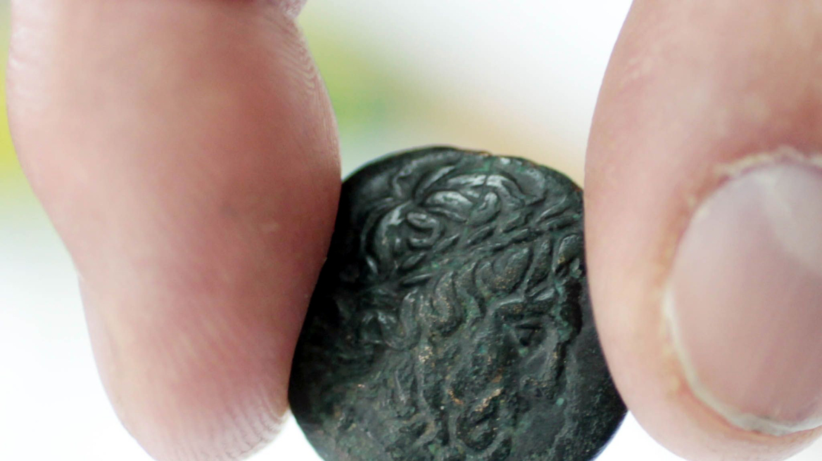 Ξάνθη: Έπιασαν «κυνηγό» θησαυρών με αρχαία νομίσματα