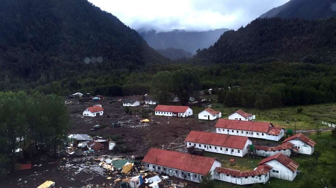 Χιλή: Δείτε το χωριό που το κατάπιε η λάσπη - 11 οι νεκροί μέχρι στιγμής 