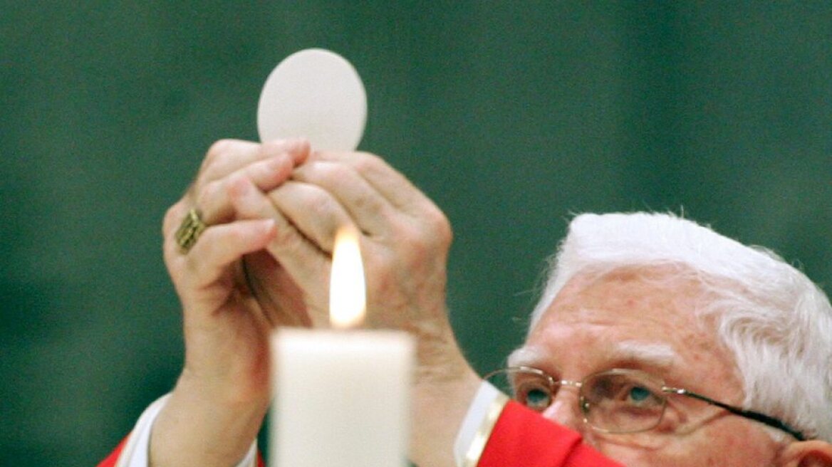 Πέθανε ο καρδινάλιος, υπό την ηγεσία του οποίου γίνονταν βιασμοί ανηλίκων από ιερείς στη Βοστώνη