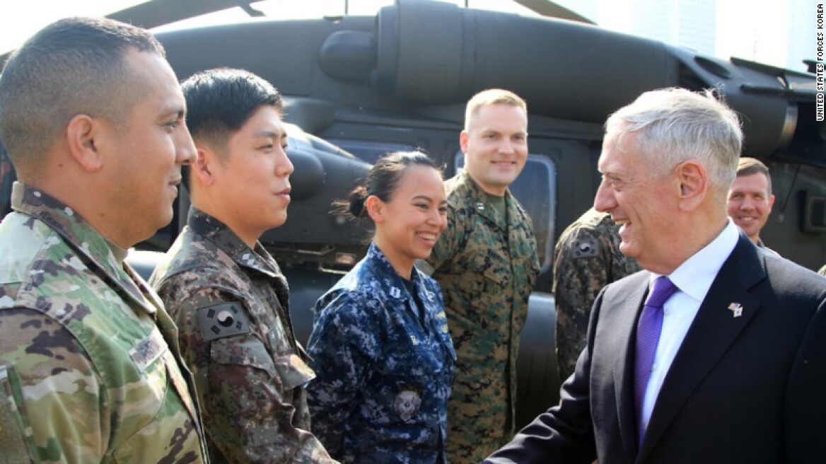 «Να είστε έτοιμοι για κάθε ενδεχόμενο» λέει ο Μάτις σε Αμερικανούς στρατιώτες στην Κορέα
