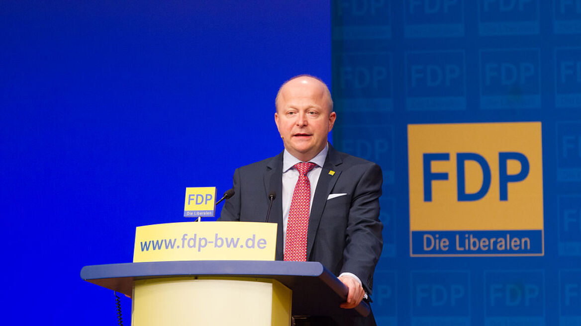 Γερμανία: Αποκλείει τη συνεργασία με το CDU υπό την Μέρκελ ο αντιπρόεδρος του FDP