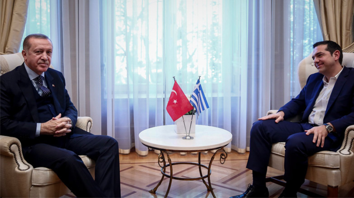 New York Times: Σε δύσκολη θέση ο Τσίπρας έπειτα από την απόφαση για άσυλο στον Τούρκο στρατιωτικό