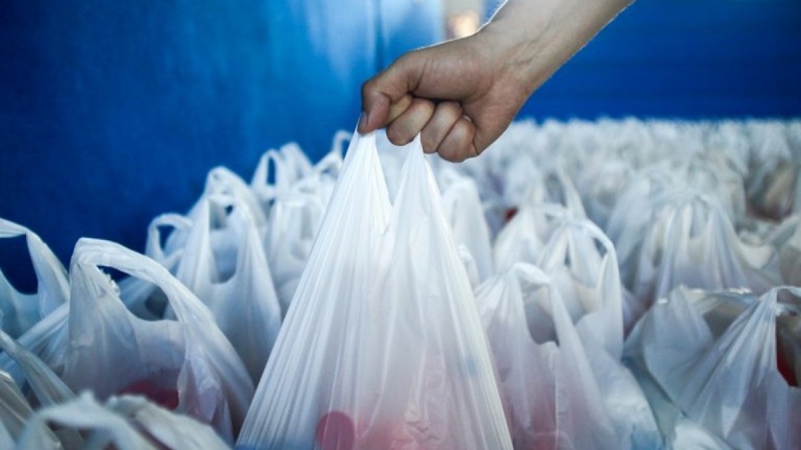 Οδηγίες της ΕΣΕΕ: Τέλος οι δωρεάν πλαστικές σακούλες από αύριο