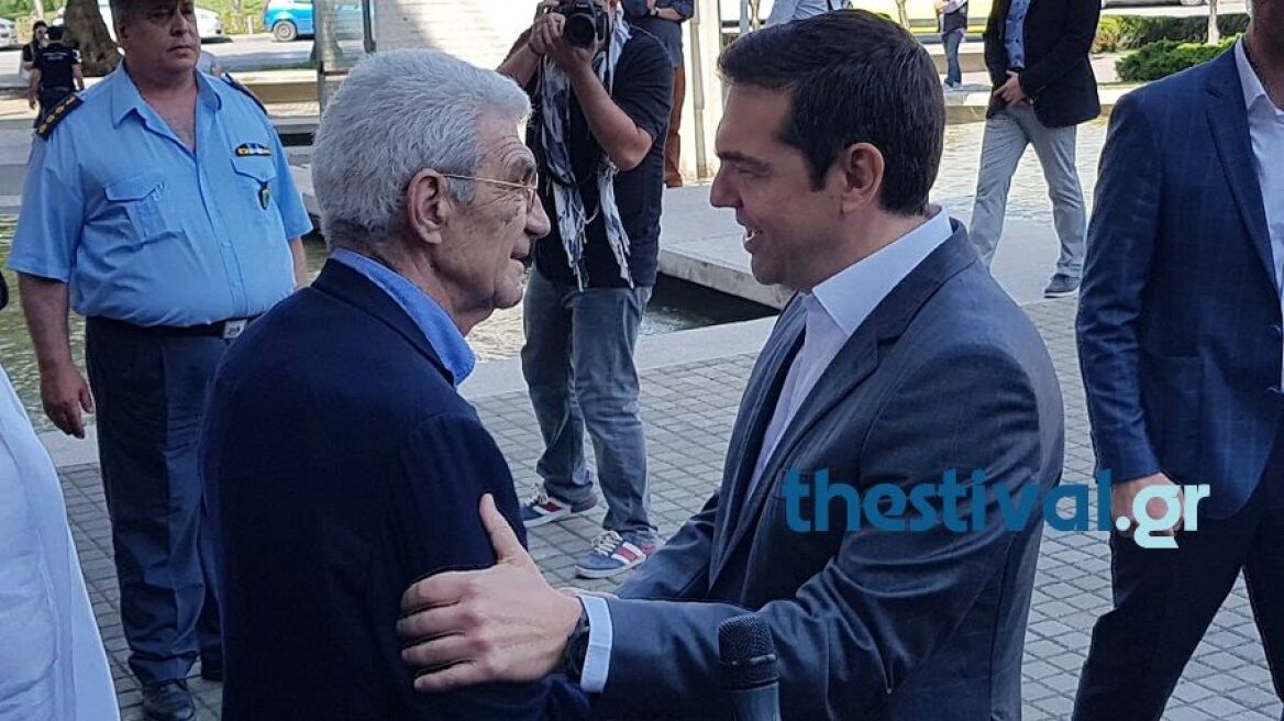 foto-tsipras-mpoytaris