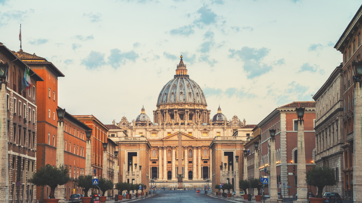 St__Peters_Basilica_in_Vatican_City
