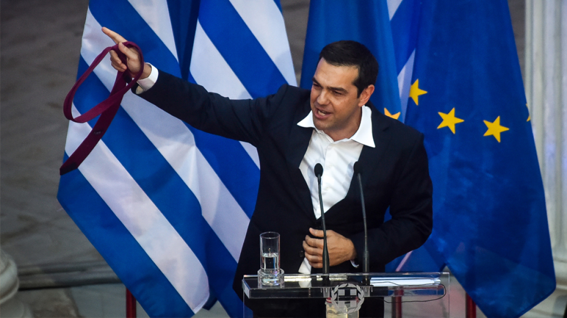 tsipras-gravata_main01