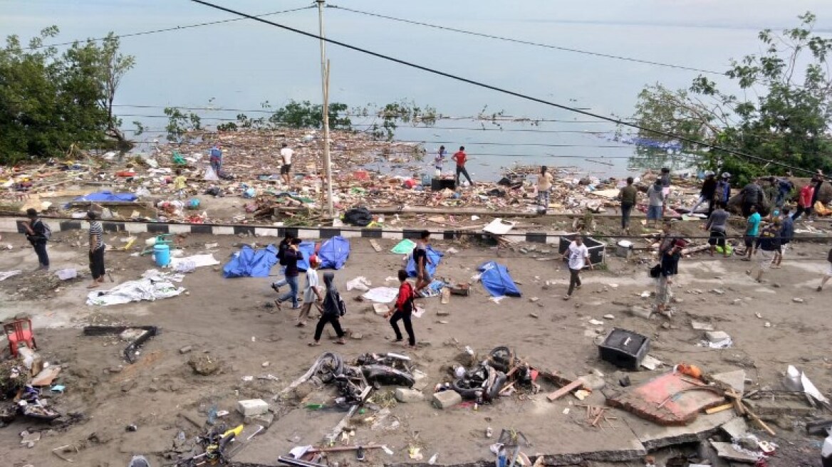 tsunami-indonesia