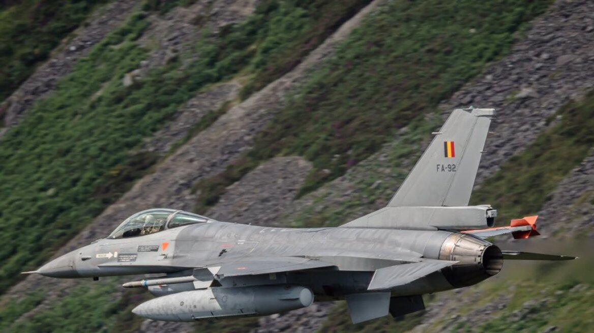 F-16-Van-Bouwel