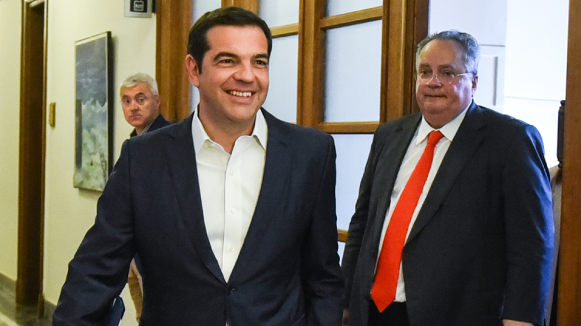 tsipras_kotzias_main