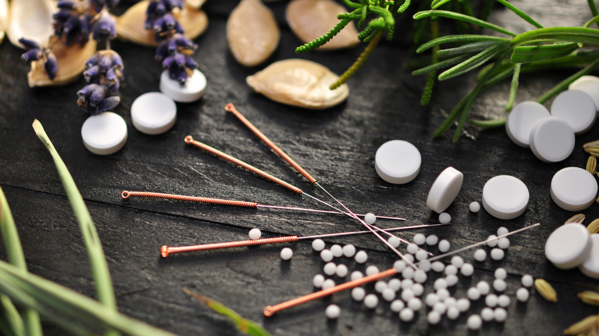 Chinese-Herbal-medicine-and-acupuncture