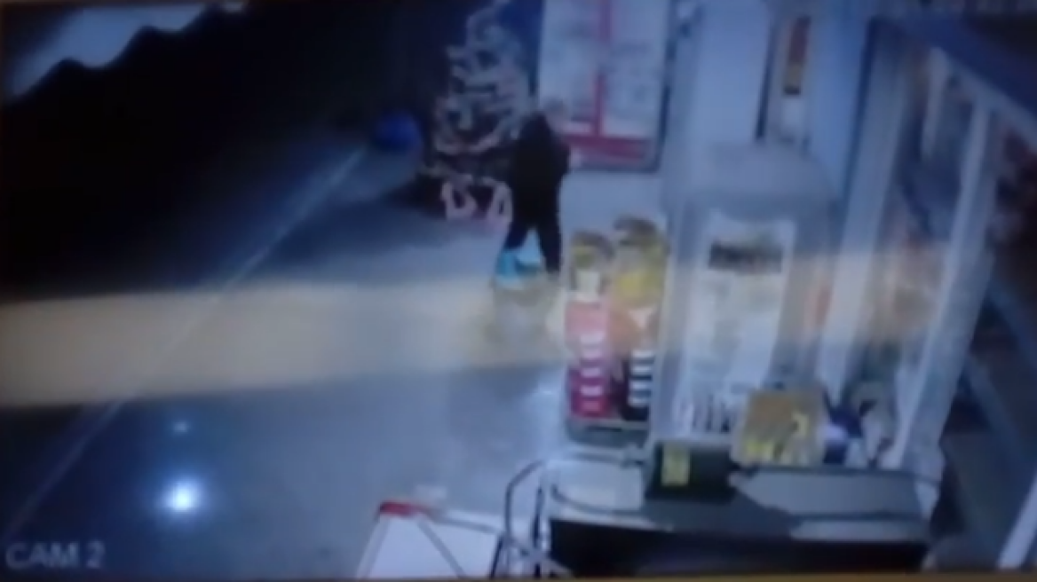 Χανιά: Η κάμερα έδειξε τον ασυνείδητο που σκότωσε λαχειοπώλη