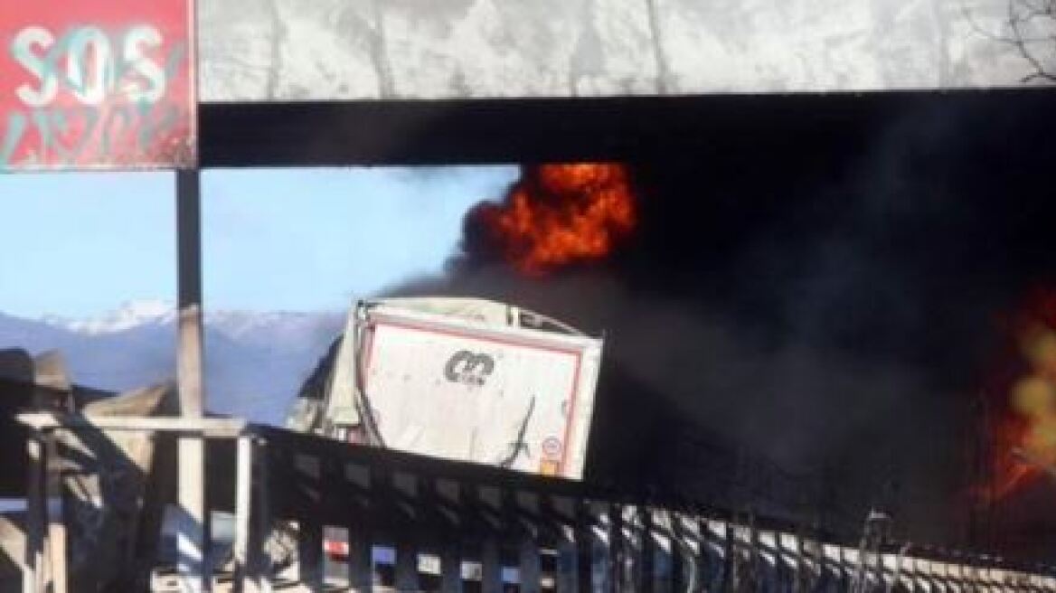 Ιταλία: Έξι νεκροί σε τροχαίο με βυτιοφόρο που τυλίχθηκε στις φλόγες