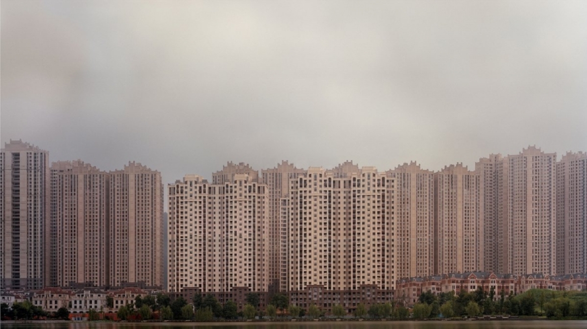 Γιατί υπάρχουν τεράστιες πόλεις - φαντάσματα στην Κίνα