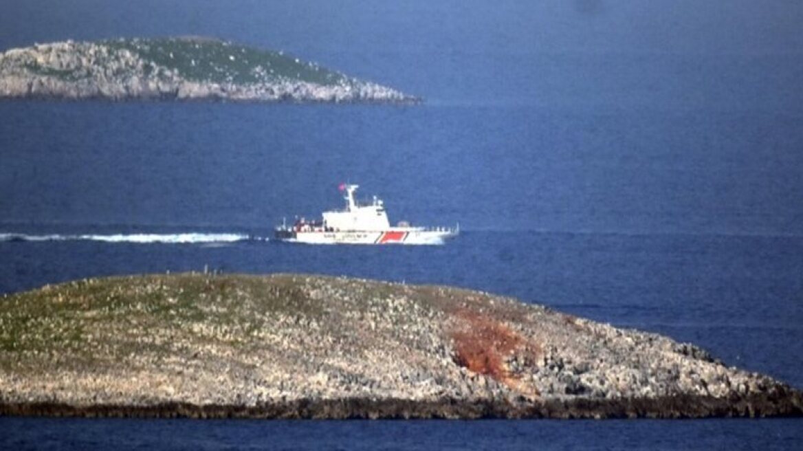 Hürriyet: Η τουρκική ακτοφυλακή εμπόδισε ελληνικά πλοία να πλησιάσουν τα Ίμια