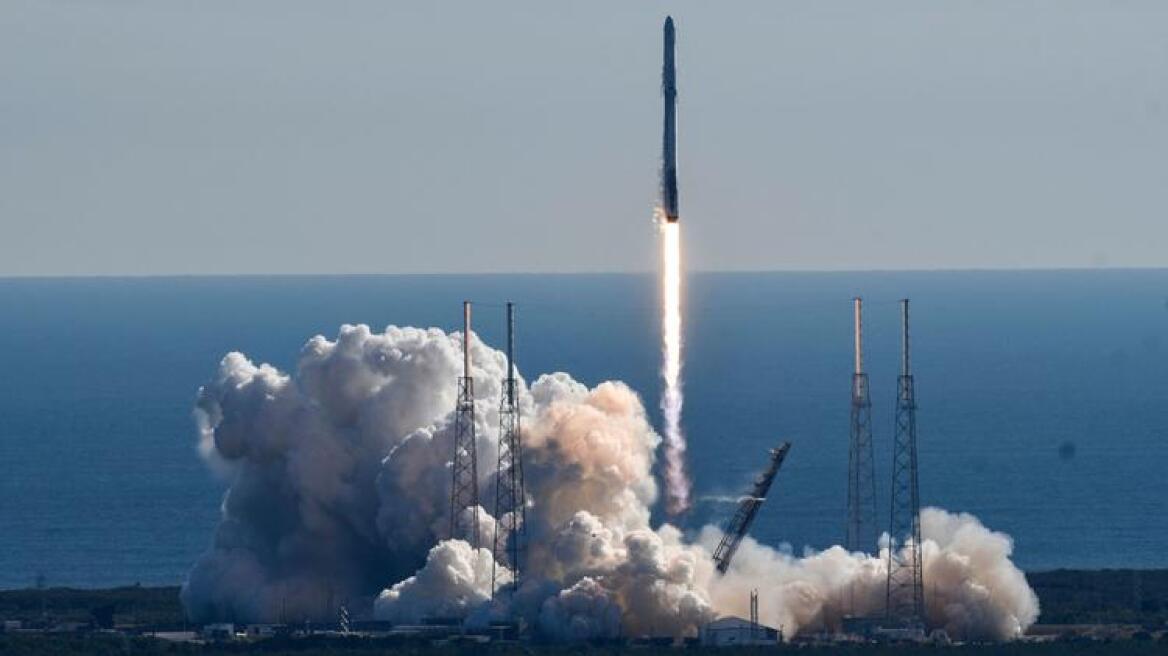 ΗΠΑ: Αύριο εκτοξεύεται ο «μυστικός» δορυφόρος της SpaceX
