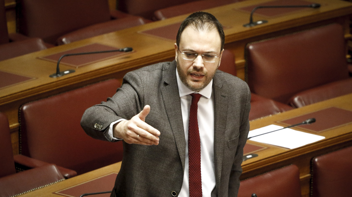 Θεοχαρόπουλος στο ΘΕΜΑ 104,6: Η διγλωσσία της κυβέρνησης δεν εξυπηρετεί τα εθνικά συμφέροντα